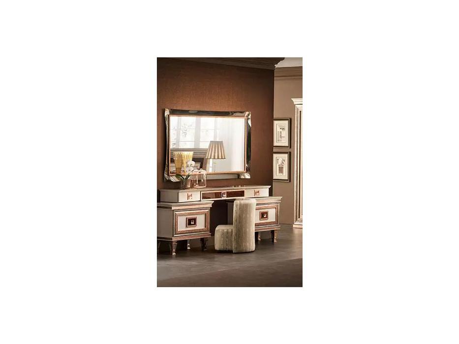 Arredo Classic: Dolce Vita: пуф со спинкой (крем, золото)