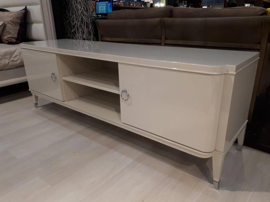 Fratelli Barri: Modena: тумба под телевизор  (бежевый лак)