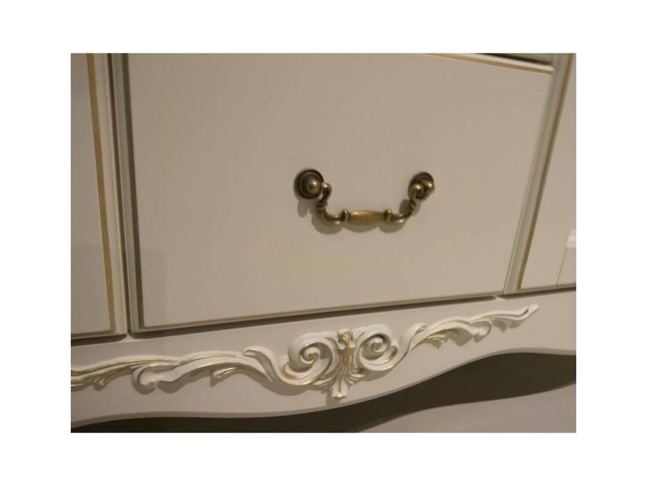 LAtelier Du Meuble: Romantic: комод  8 ящиков (слоновая кость)