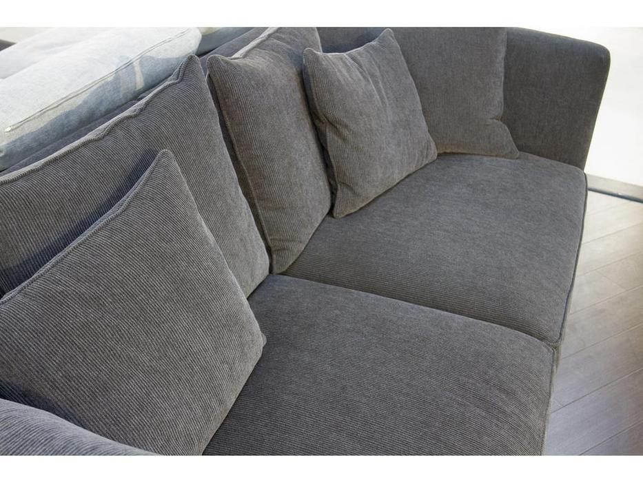Mod Interiors: Scandi: диван 3-х местный  (серый)